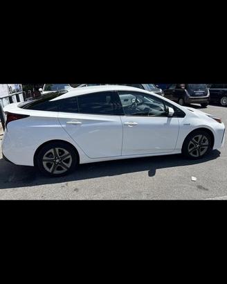 Toyota prius 2020