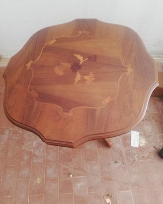 Tavolino rotondo in legno intarsiato da restaurare