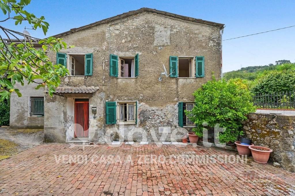 Rustico / Casale di 350 m² con 4 locali a Fosdinov - Vista 2
