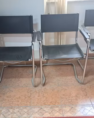 N.6 poltroncine attesa in metallo e pelle nera