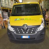 RENAULT MASTER con attrezzatura interna
