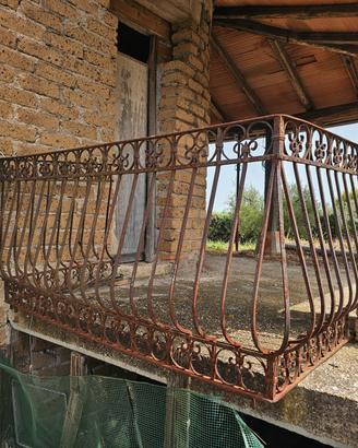 ringhiera da balcone in ferro