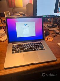 MacBook Pro 15" 2015  i7 Quad-Core 2,8 Ghz Radeon