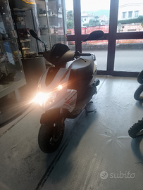 Scooter 50 4T Keeway act evo