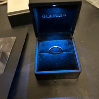Anello di fidanzamento in oro con diamantino