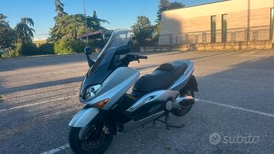 Yamaha tmax 500