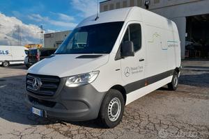 C240-Mercedes Benz e-Sprinter 312 39/35 L2H2