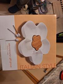 Piatto fiore porta stuzzichini brandani