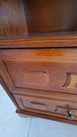 comodino in legno
