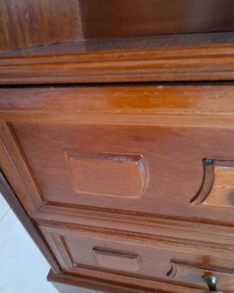 comodino in legno