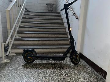 Monopattino elettrico Ninebot Segway MAX G30