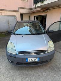 Ford Fiesta 2004