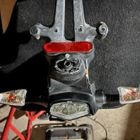 Stop frecce e catarifrangente Aprilia RS125