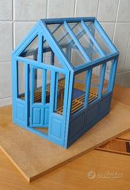 Modellino di serra in legno con tre bancali