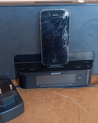 Sony Model ICF-CS15iP Dream Machine