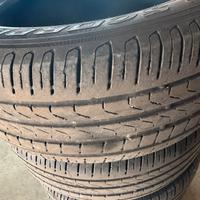 4 pneumatici estivi Pirelli