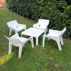 Tavolo Artemide Arcadia -4 poltrone Artemide Vicar