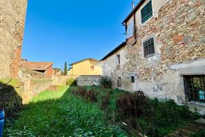 BIFAMILIARE A MONTELUPO FIORENTINO