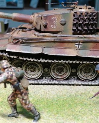Diorama 1:35 carro armato tedesco TIGER Late Prod