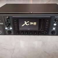 Behringer X32 RACK 