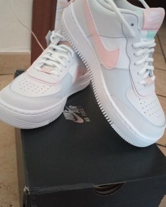 Scarpe Nike Air Air force 1 donna nuove mai usate