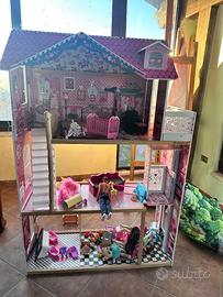 🏠 Casa delle Barbie KidKraft con accessori