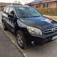 Toyota Rav 4 2007 2.2 136cv.