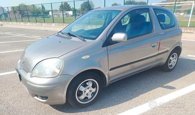 Toyota yaris nessun lavoro da fare