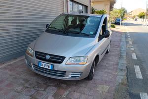 Multipla JTD con gancio di traino 