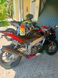 Aprilia RSV4 factory APRC 2015 serie limitata 