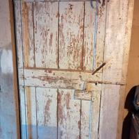 Portone in legno massello