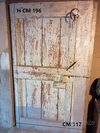 Portone in legno massello