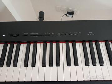 Piano Yamaha p 225  €400