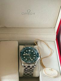 Orologio Seamaster Professional verde nuovo.