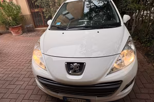 Peugeut 207