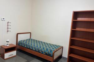 Camera in centro per ragazza