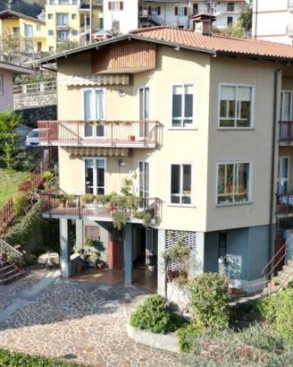 Villa di 314 m² con 5 locali e box auto doppio a V