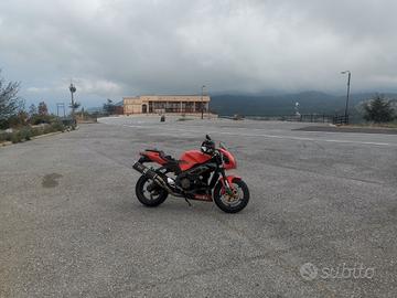 Aprilia tuono 1000 v2 rsv