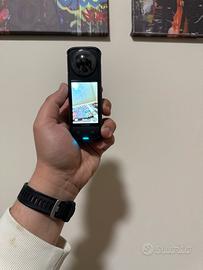 Insta 360 X4