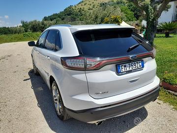 Ford edge