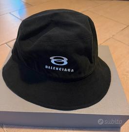 CAPPELLO BALENCIAGA