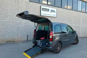 Peugeot Partner Tepee TRASPORTO DISABILI ribassato