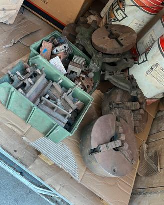 Attrdzzatura per tornio