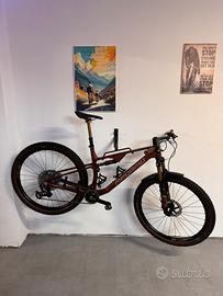 Megamo track 00 Axs tg. L