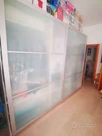 Armadio PAX IKEA con ante scorrevoli STORDAL
