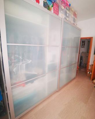 Armadio PAX IKEA con ante scorrevoli STORDAL