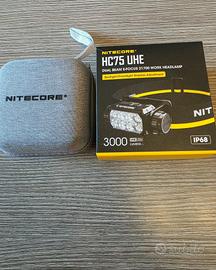Torcia Nitecore hc75 uhe  3000 lumens 