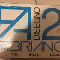 30 Album da disegno Fabriano F2,24x33, liscio