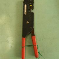 Pinzatrice Crimpatrice HUBER+SUHNER