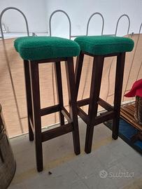 Sgabelli in legno